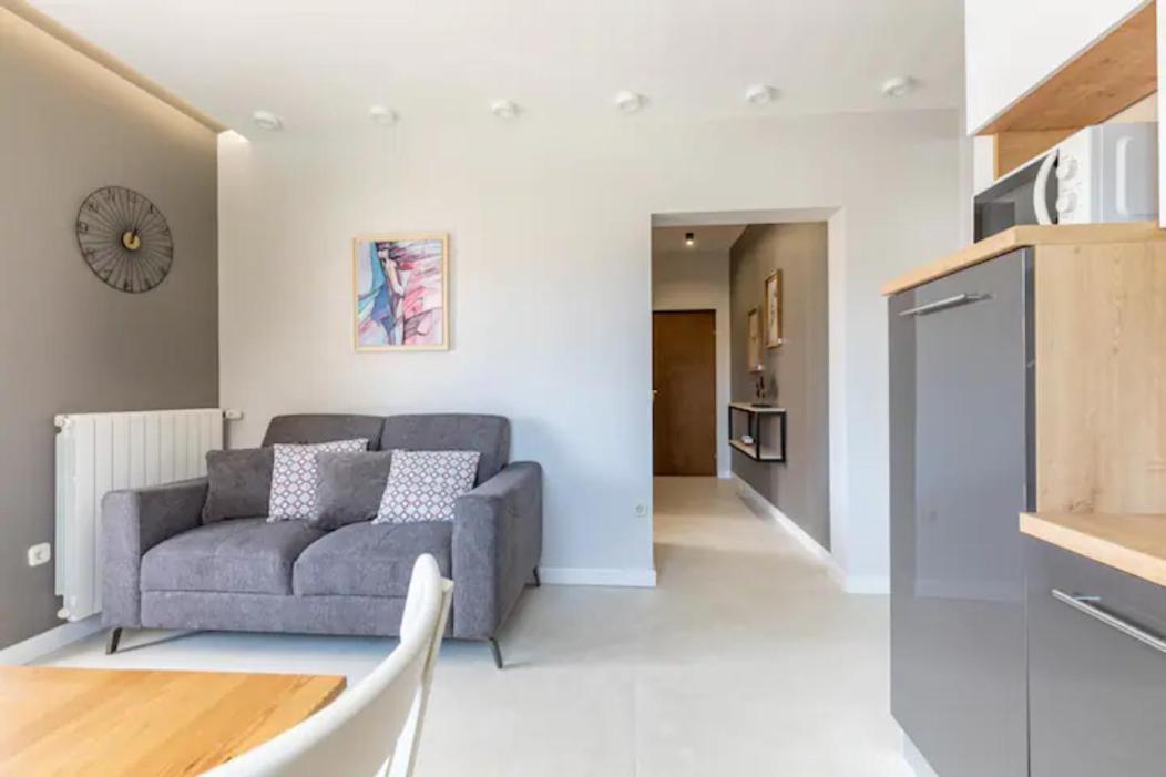 Apartments "Villa Antisin" With Heated Pool Задар Екстериор снимка