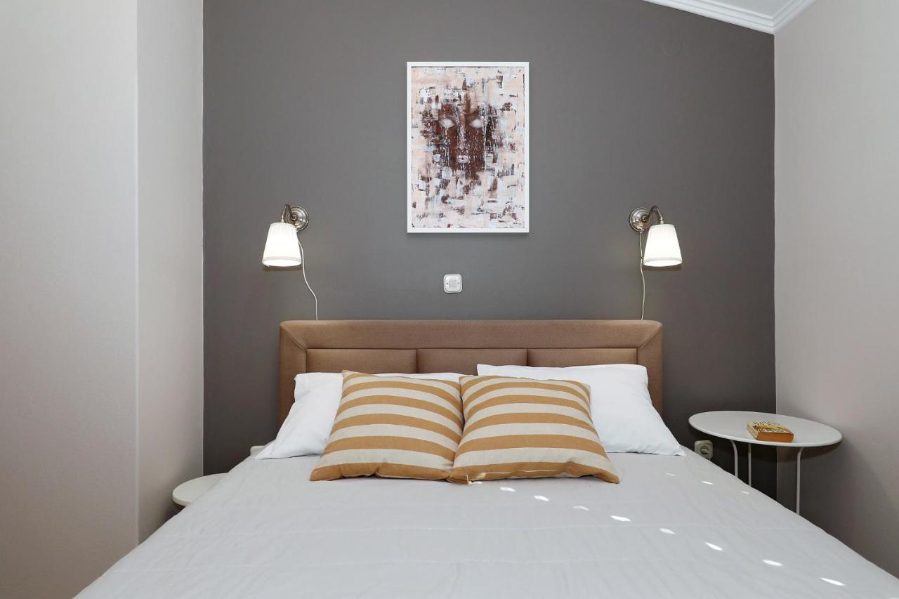 Apartments "Villa Antisin" With Heated Pool Задар Екстериор снимка